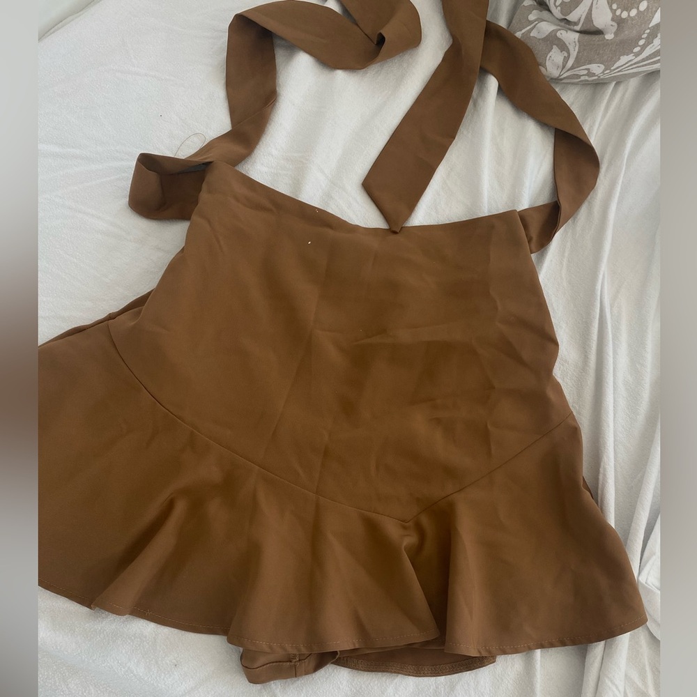 BROWN SKIRT